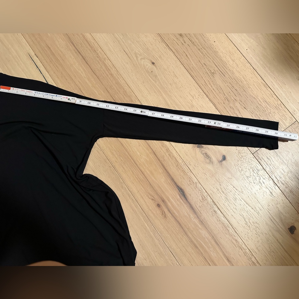 The Tiny Closet Long Sleeve Turtleneck - Picture 5 of 8